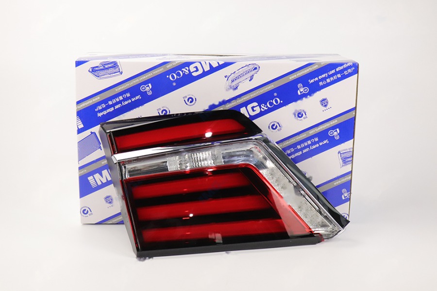 内尾灯 LH（LED） 34155-TAE-H01