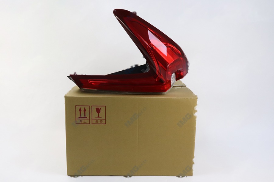 外尾灯 RH 33500-TLY-H01